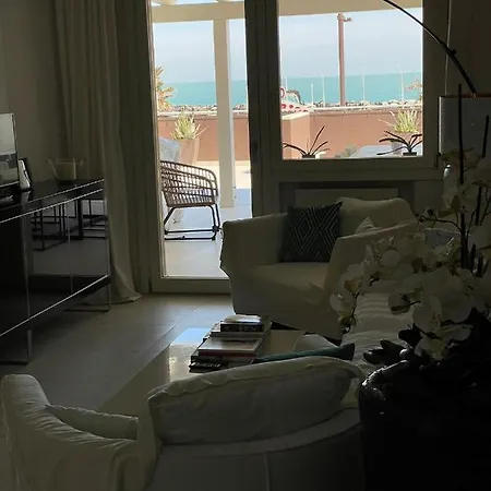 아파트 Terrazza Sul Mare 리미니