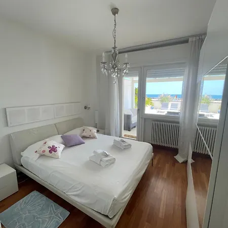 Terrazza Sul Mare 아파트 리미니